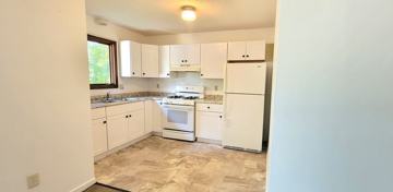 featured image of 286 E South Airport Rd