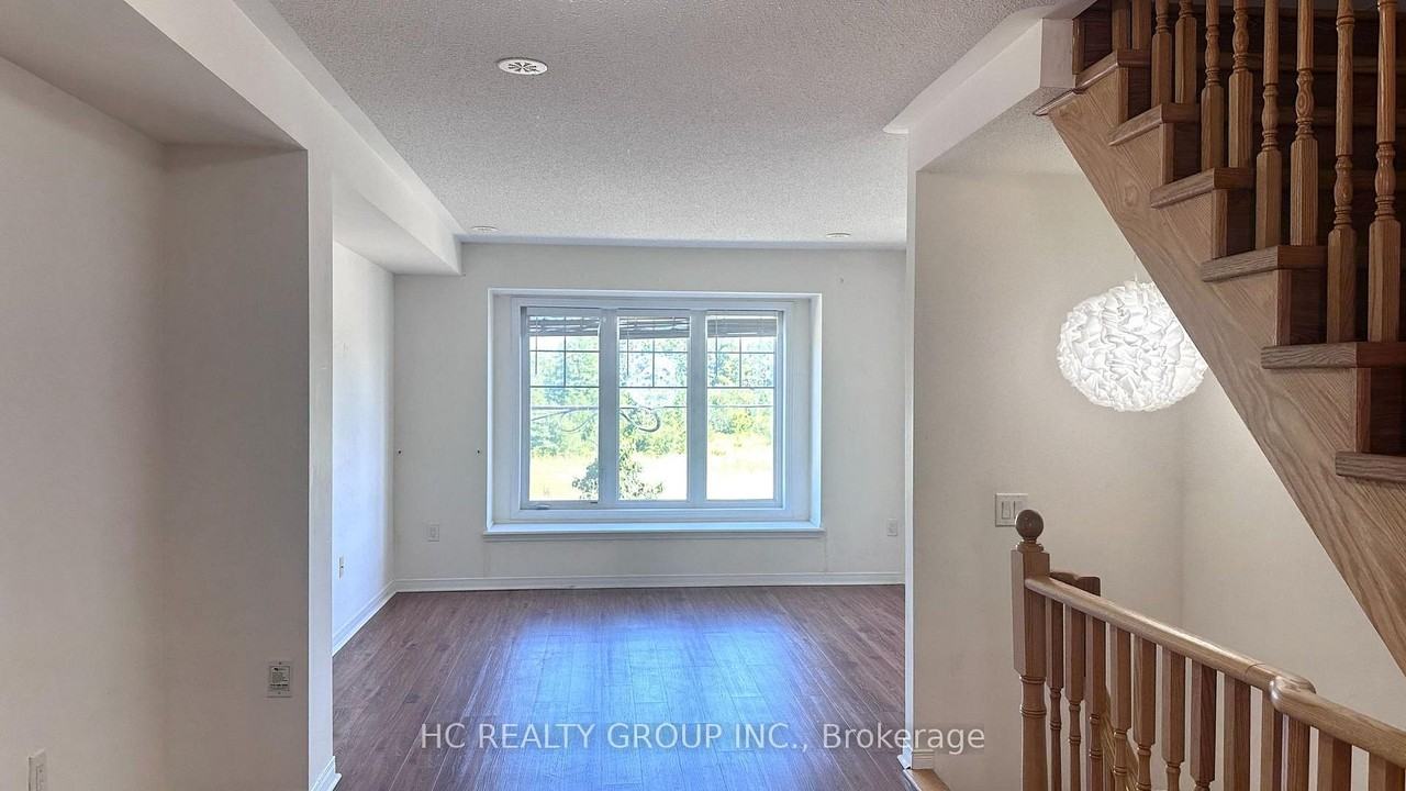 5257 Major Mackenzie Drive East - Photo 3 of 15