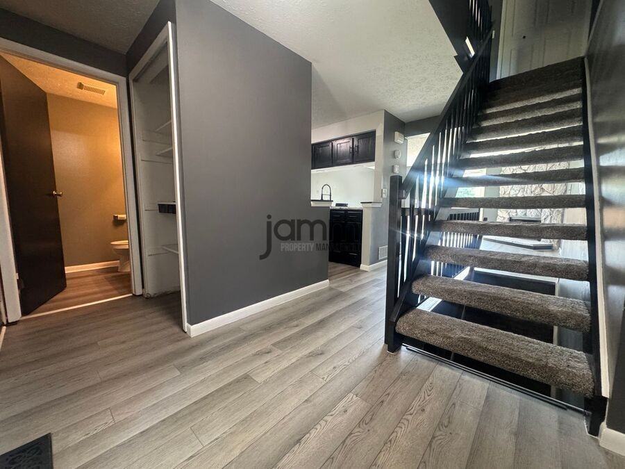 19479 Puritas Ave - Photo 3 of 24