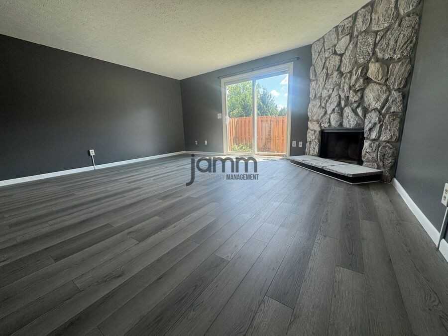 19479 Puritas Ave - Photo 4 of 24