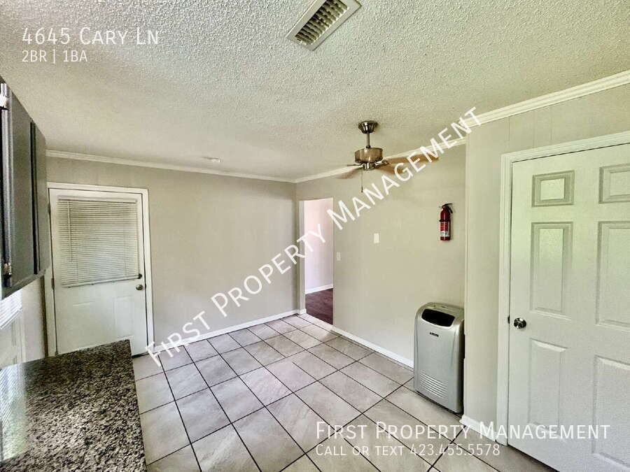 4645 Cary Ln - Photo 5 of 14