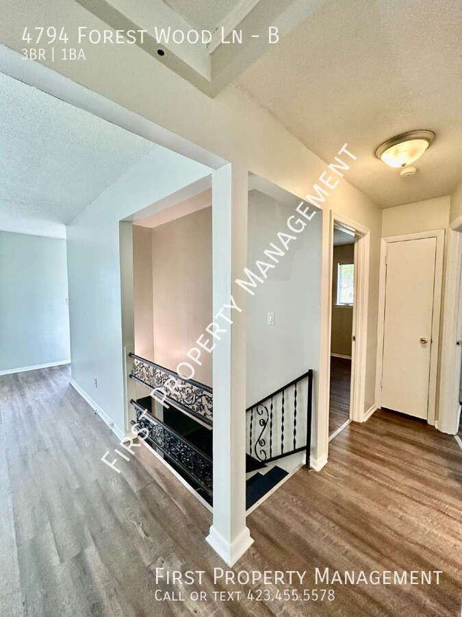 4794 Forest Wood Ln #B - Photo 5 of 18