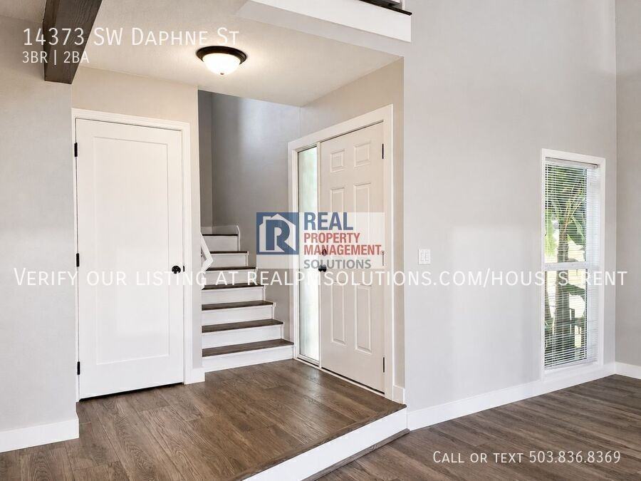14373 Sw Daphne St - Photo 4 of 50