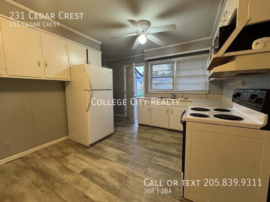 231 Cedar Crst - Photo 4 of 15