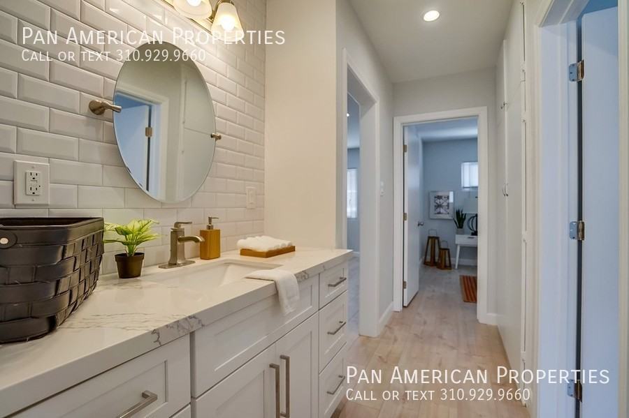 2645 E Spaulding St #3 - Photo 4 of 8