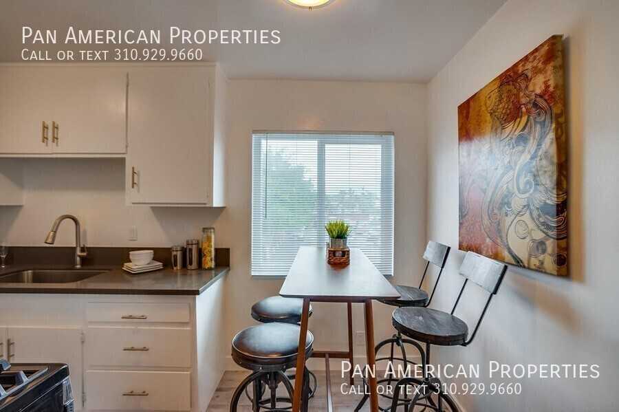 94 E Market St #3 - Photo 7 of 27