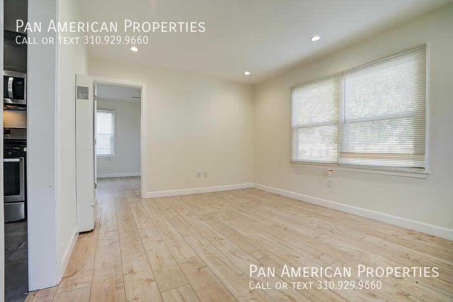 1741 Cedar Ave #03 - Photo 3 of 33