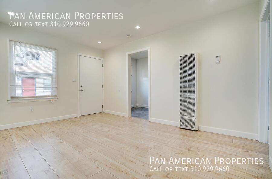 1741 Cedar Ave #03 - Photo 6 of 33