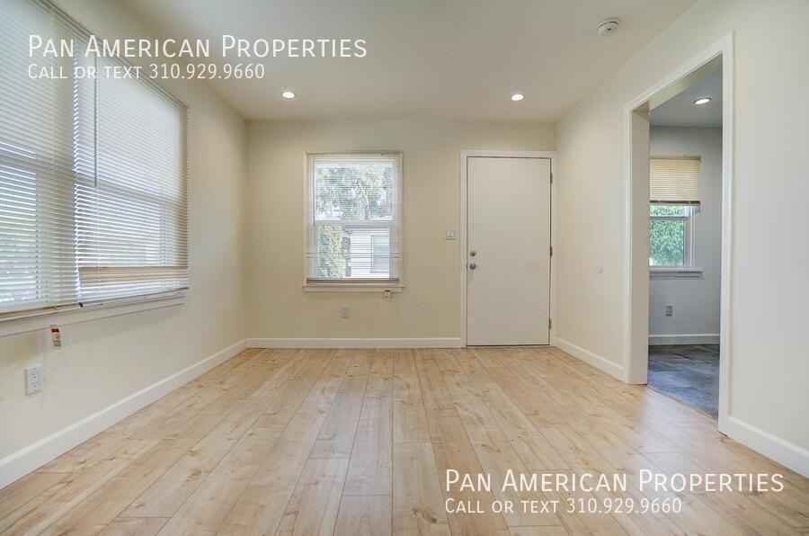 1741 Cedar Ave #03 - Photo 7 of 33