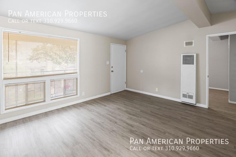 110 W Market St #6 - Photo 6 of 23