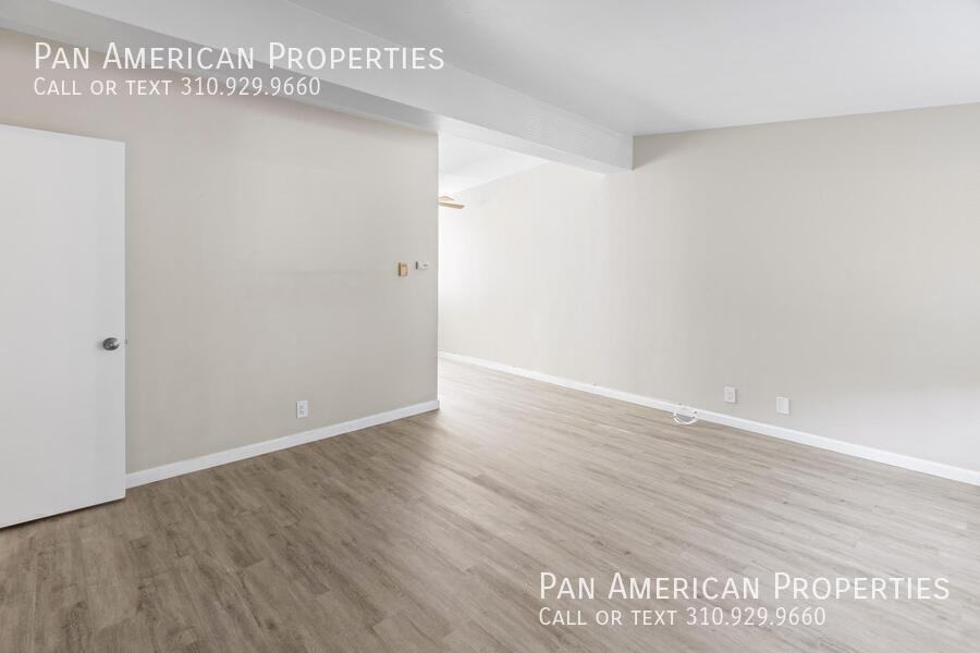 110 W Market St #6 - Photo 7 of 23