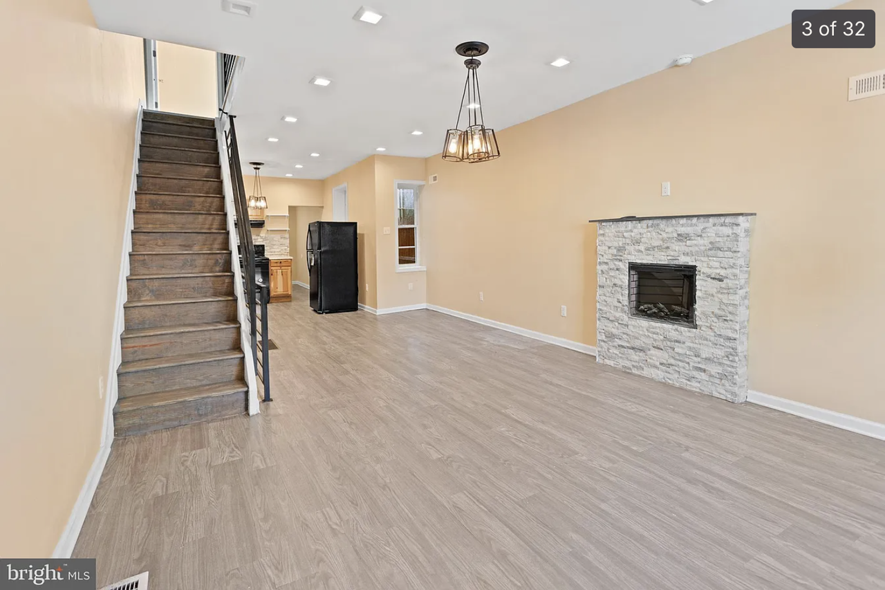 3045 North Carlisle Street - Photo 3 of 20