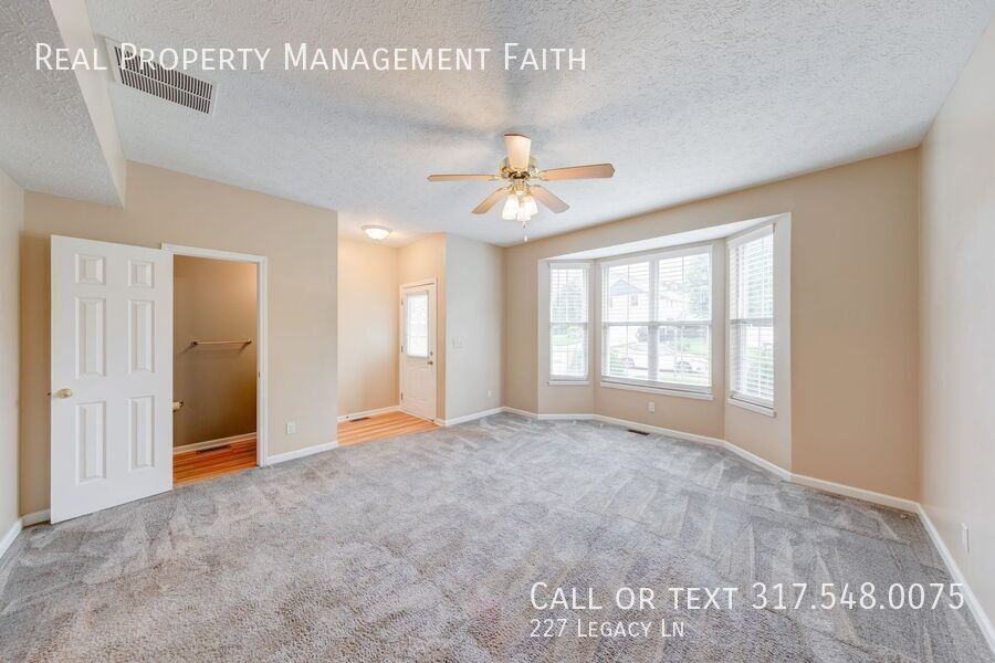 227 Legacy Ln - Photo 6 of 35