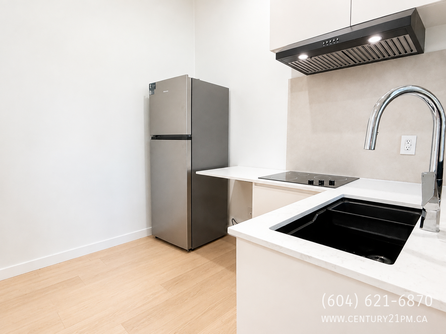 8360 No. 4 Rd - Photo 2 of 8