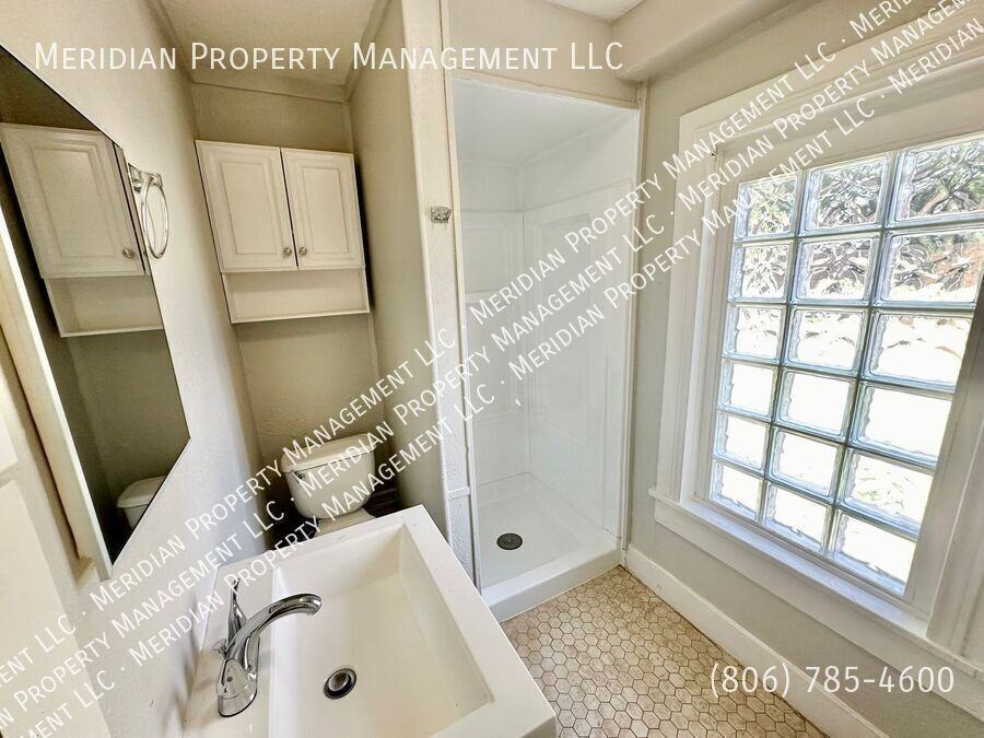 1503 Avenue T - Photo 7 of 12