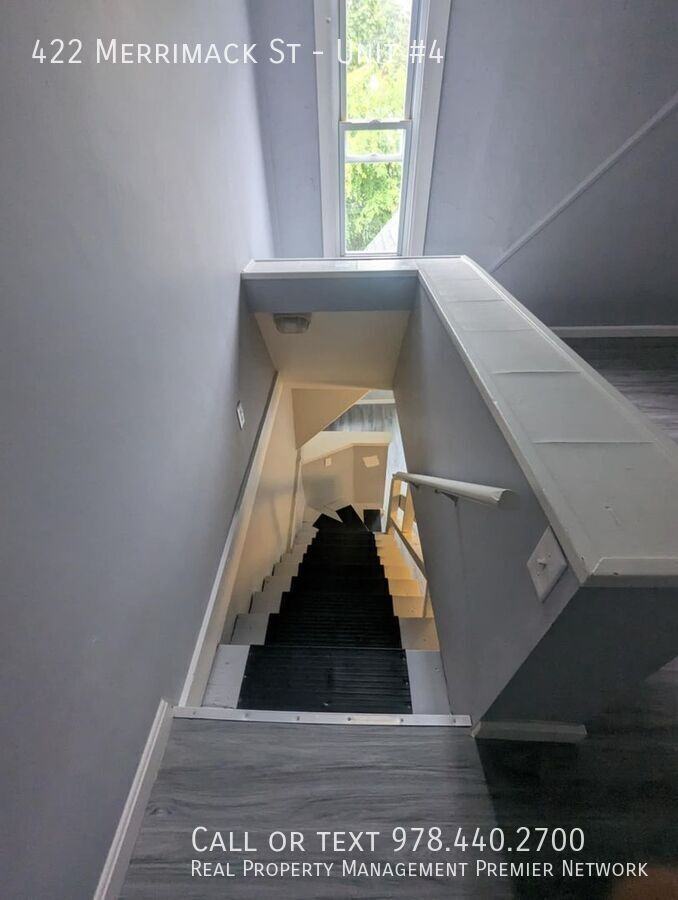 422 Merrimack St #4 - Photo 5 of 12