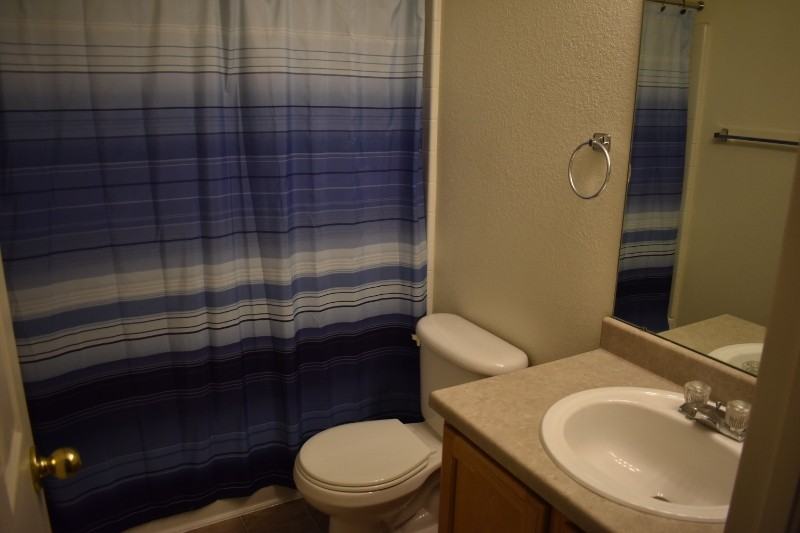 7657 Logan St - Photo 4 of 21