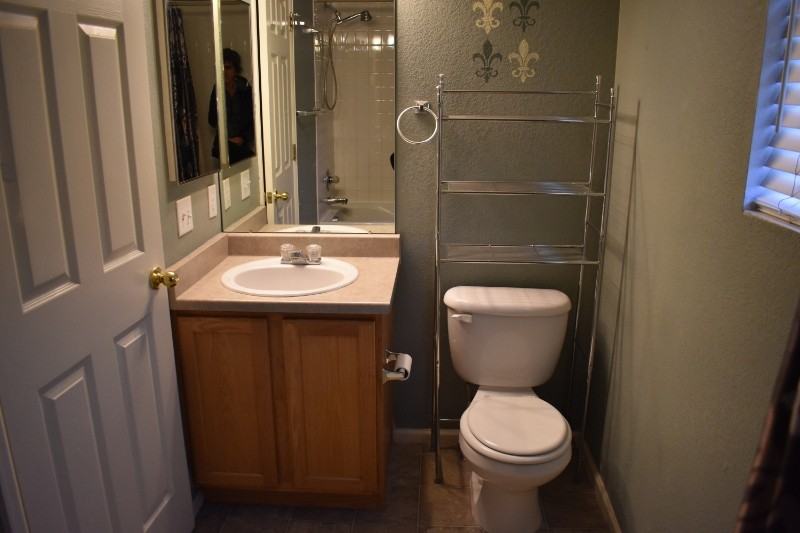 7657 Logan St - Photo 5 of 21