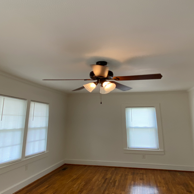 2108 Anderson St - Photo 2 of 10