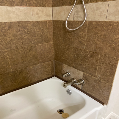 2108 Anderson St - Photo 5 of 10