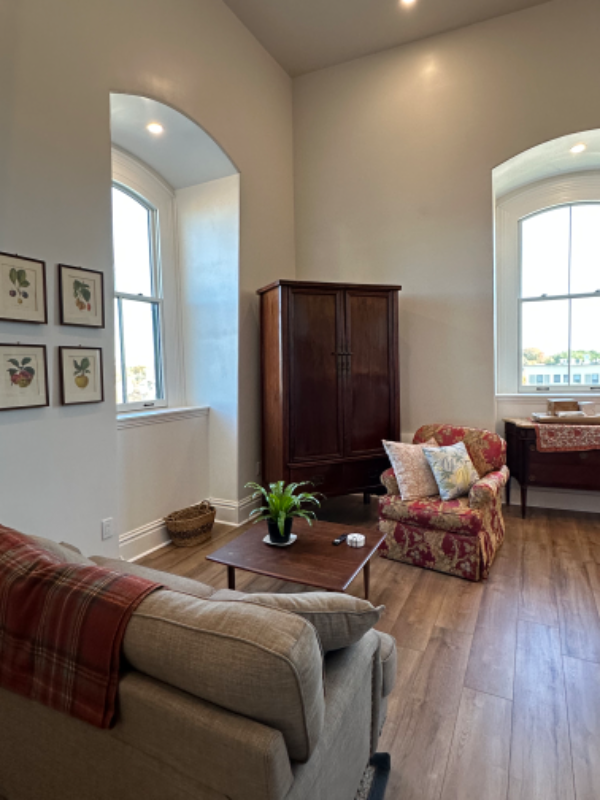2 Pleasant St #4B