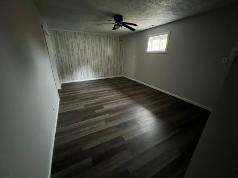 210 S Mulberry St #B - Photo 2 of 4