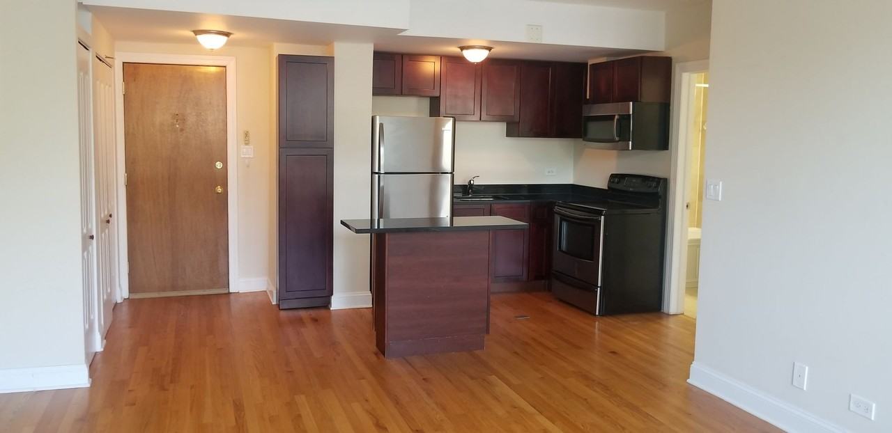 4180 Marine Terrace Apartments - Photo 4 of 25