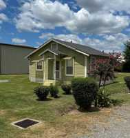 featured image of 1403 Pine St