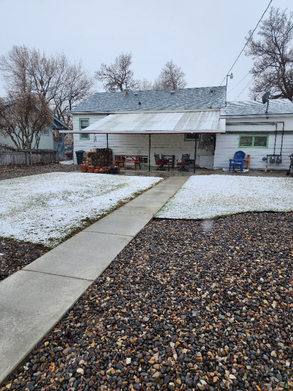 315 1/2 S 9th St - Photo 4 of 5