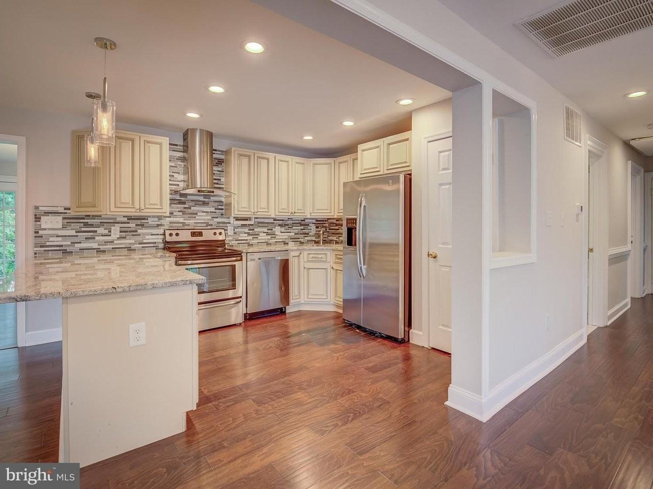 10108 Lomond Dr #2A - Photo 2 of 14