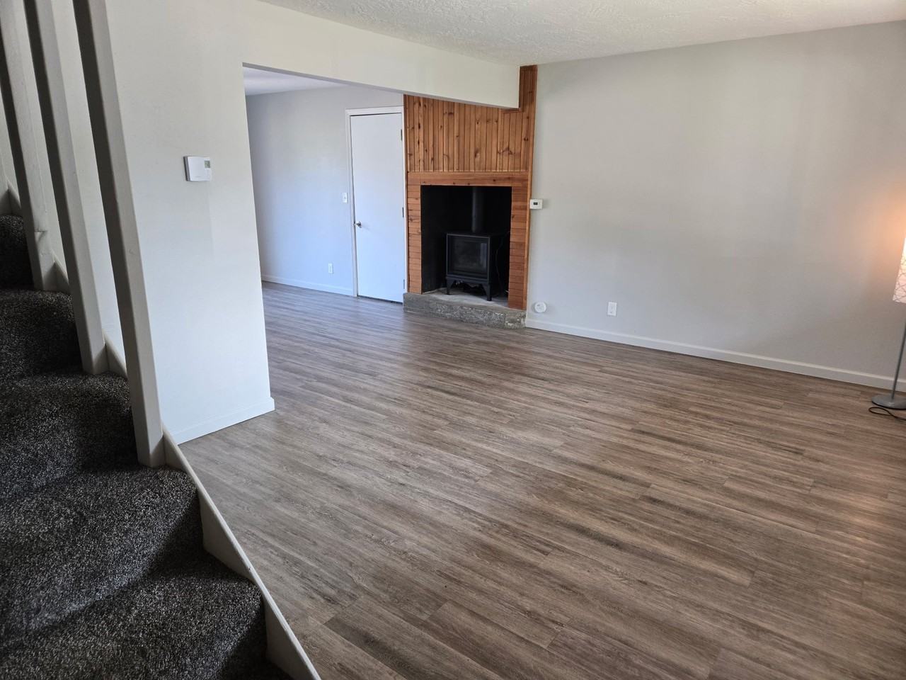 1909 E Saint Maries Ave - Photo 3 of 9