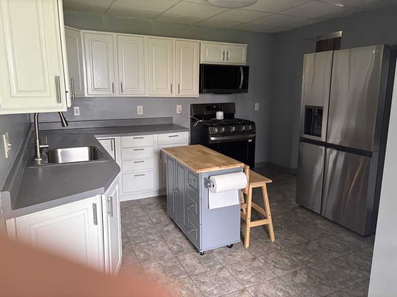 413 Stephenson St #B