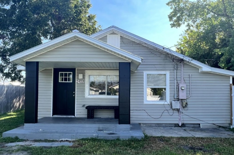 240 Kraft Ave #B