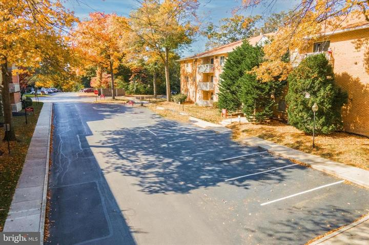 100 Campbell Cir #D11 - Photo 3 of 30
