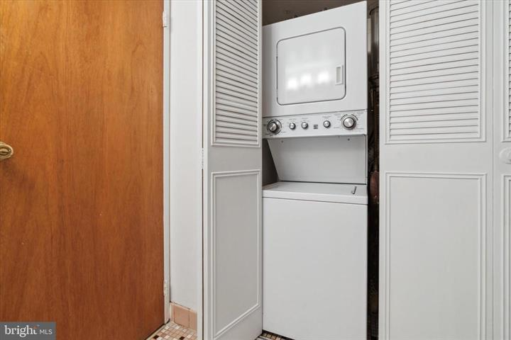 100 Campbell Cir #D11 - Photo 5 of 30