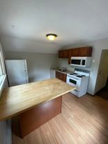 1110 College St N #4 - Photo 1 of 1