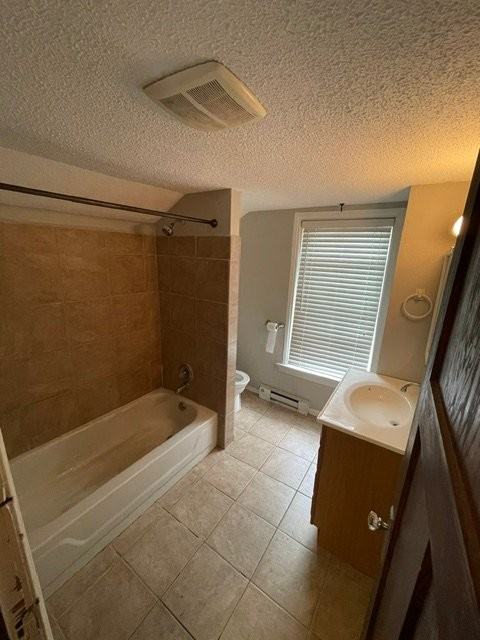 1110 College St N #4 - Photo 3 of 14