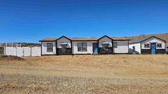 2270 S Aubrey Ave - Photo 1 of 1