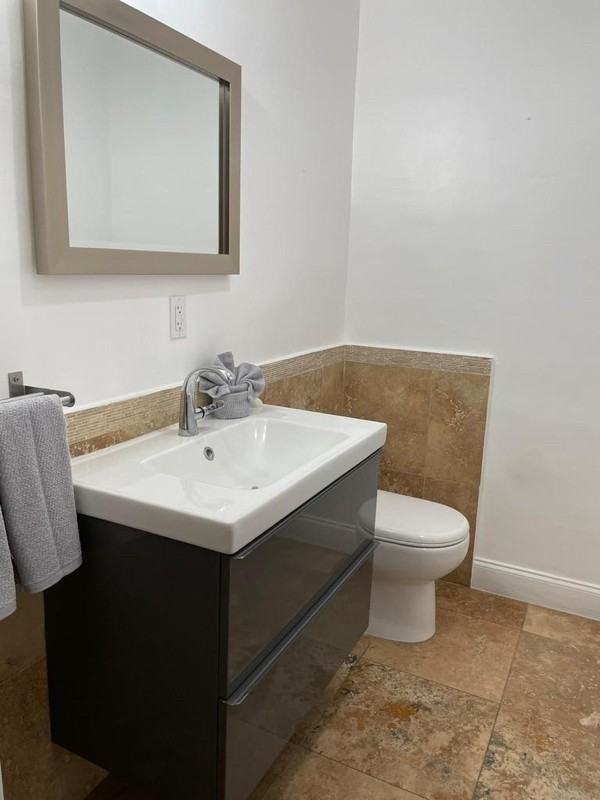 1500 Meridian Ave - Photo 5 of 17