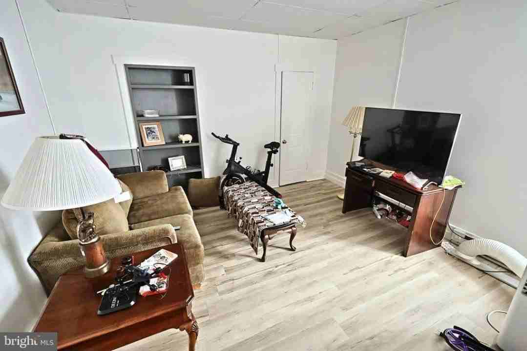 4 Hanover St #2ndFLREAR - Photo 4 of 8
