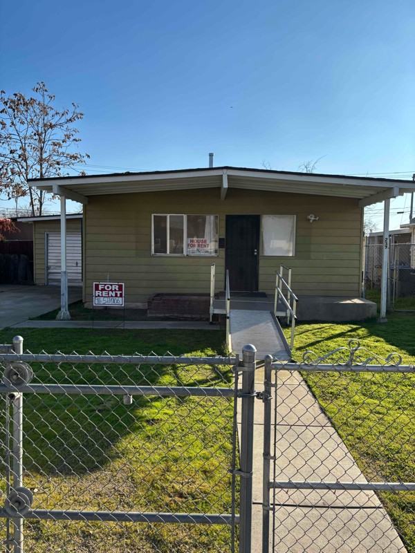 237 W Strother Ave - Photo 2 of 15