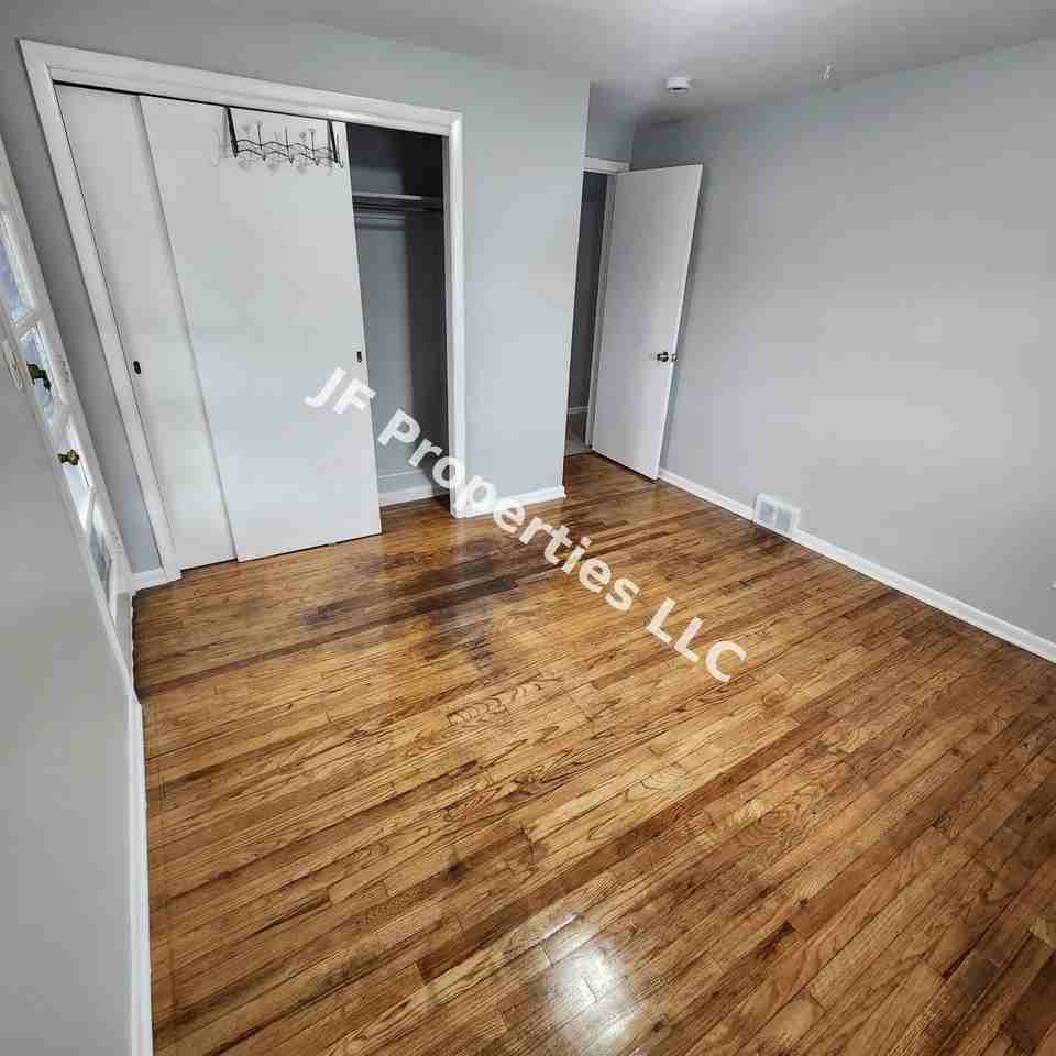 4818 E 86th St - Photo 6 of 10