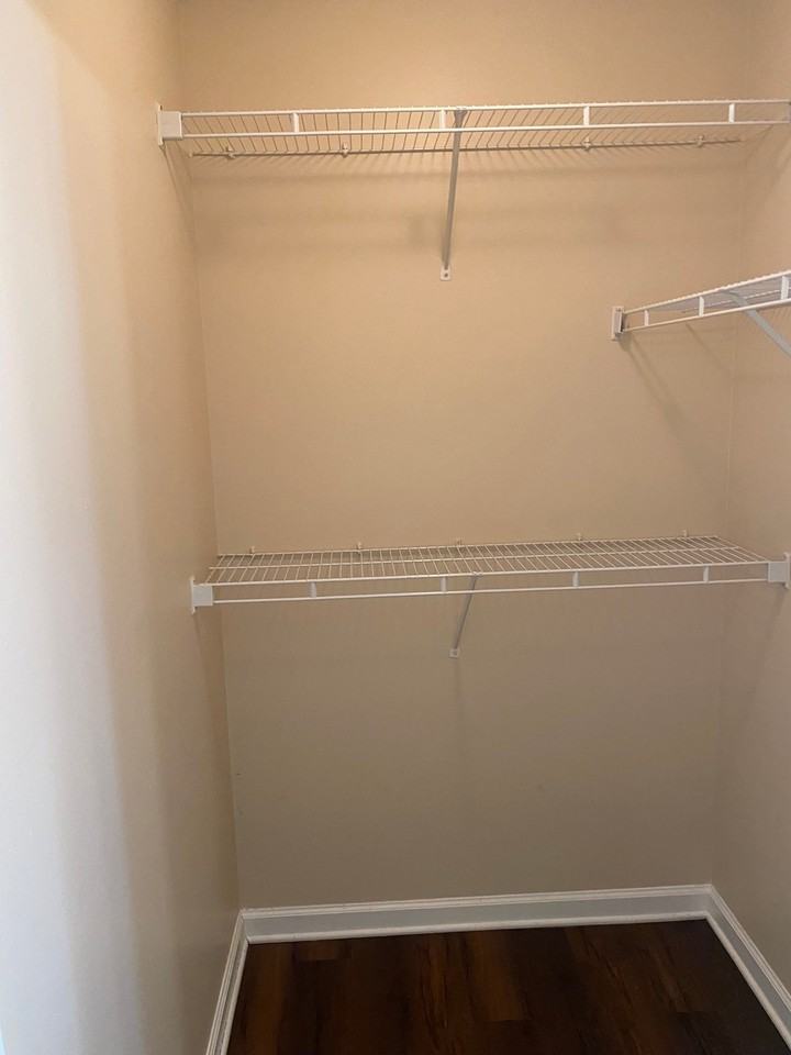 623 Legacy Dr - Photo 7 of 12