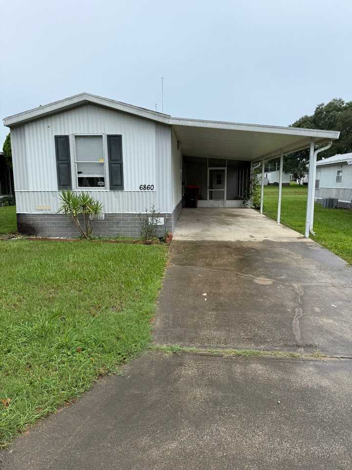 6860 Ne 2nd Loop - Photo 3 of 16