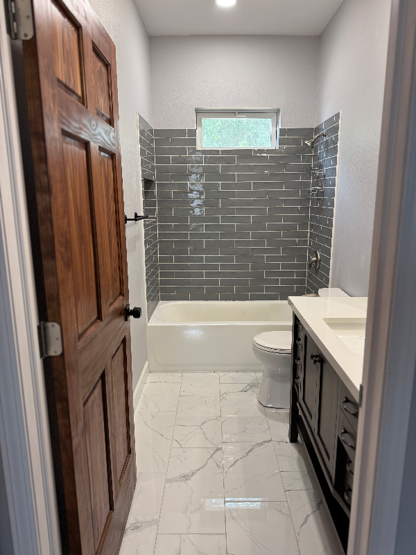 106/108 N Claud Ave #108 - Photo 2 of 8