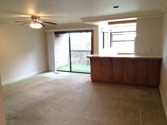 8860 Villa La Jolla Dr - Photo 3 of 15