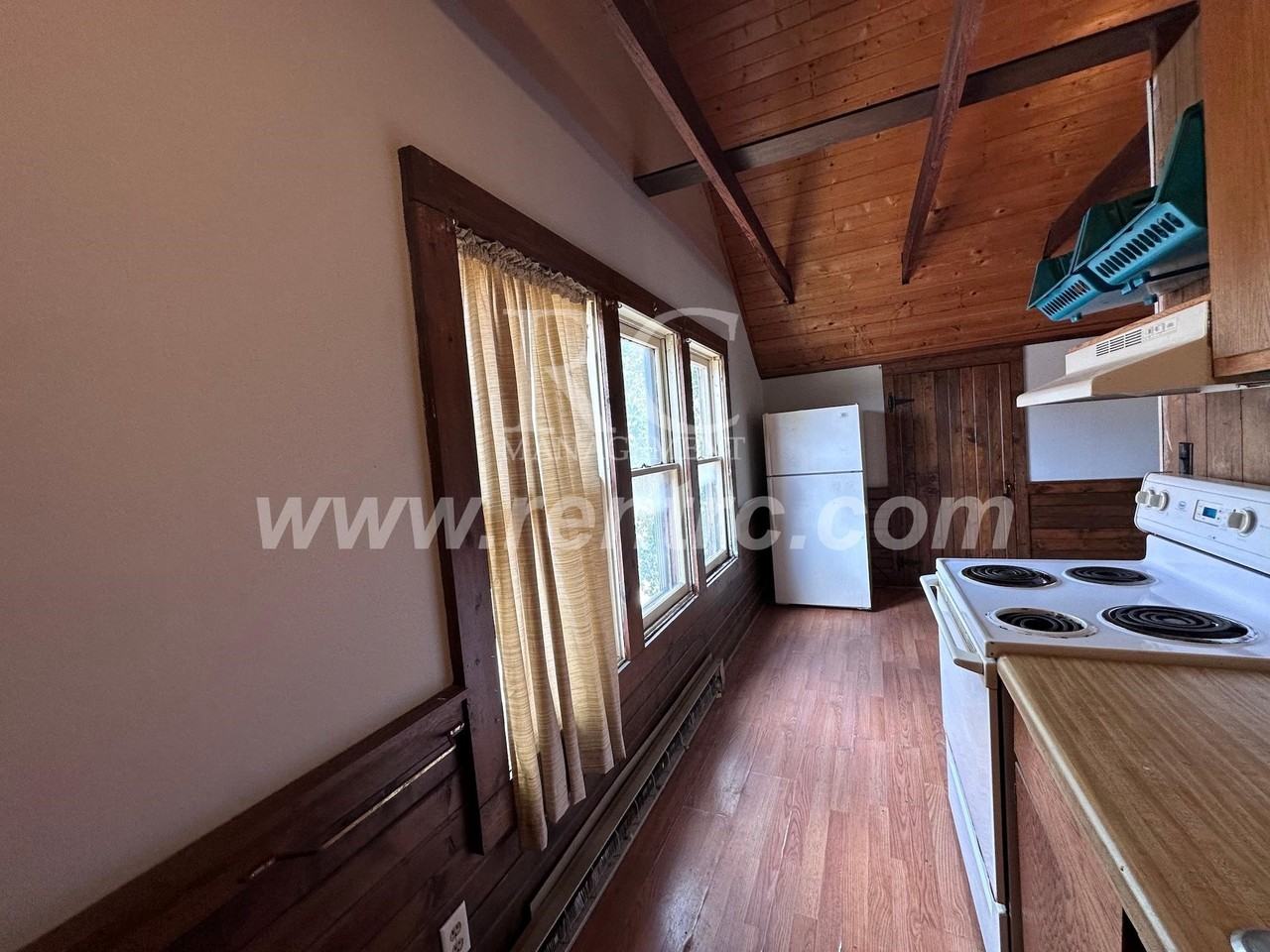 1008 N Vermilion St Apt 3 #N - Photo 3 of 9