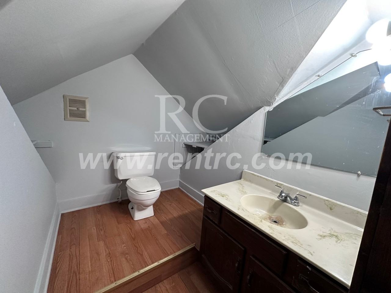 1008 N Vermilion St Apt 3 #N - Photo 5 of 9