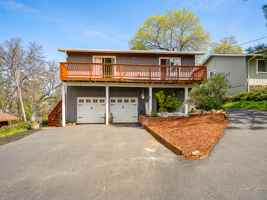 featured image of 23889 Oakmont Way