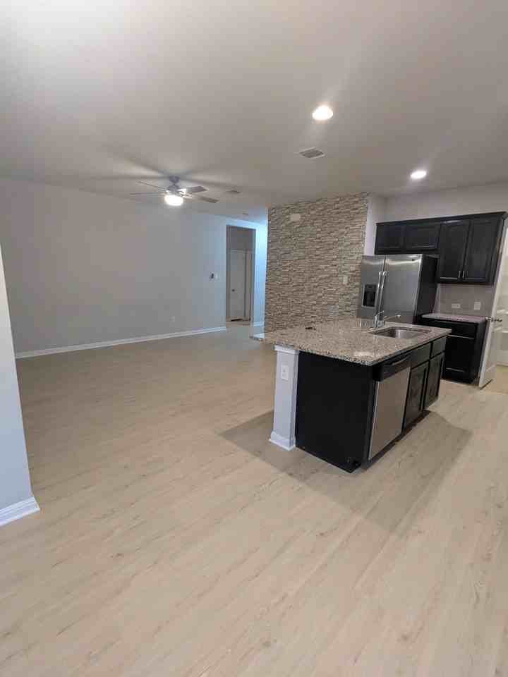 3130 Blantyre Bnd
